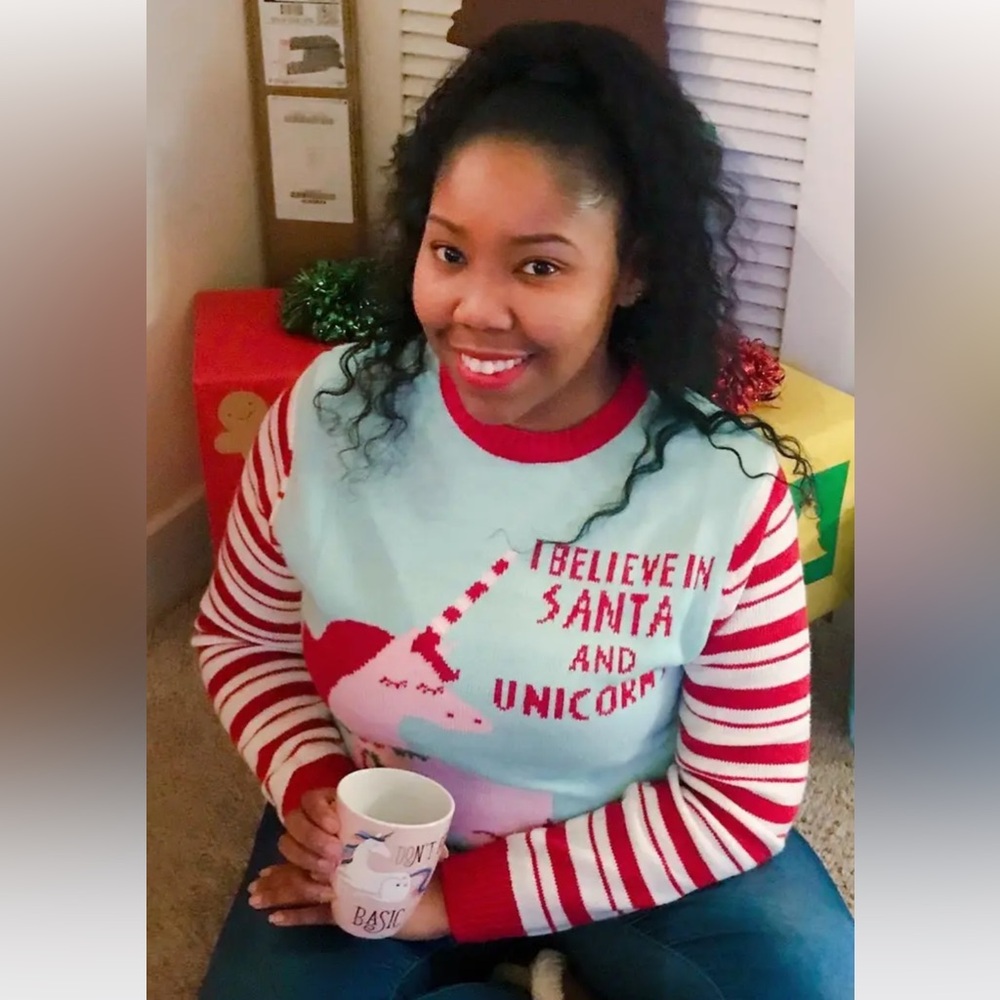 Holiday Cute “Ugly Sweater” Size Medium (Cart G-118)